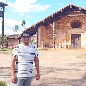 Meet your Posher, J-m